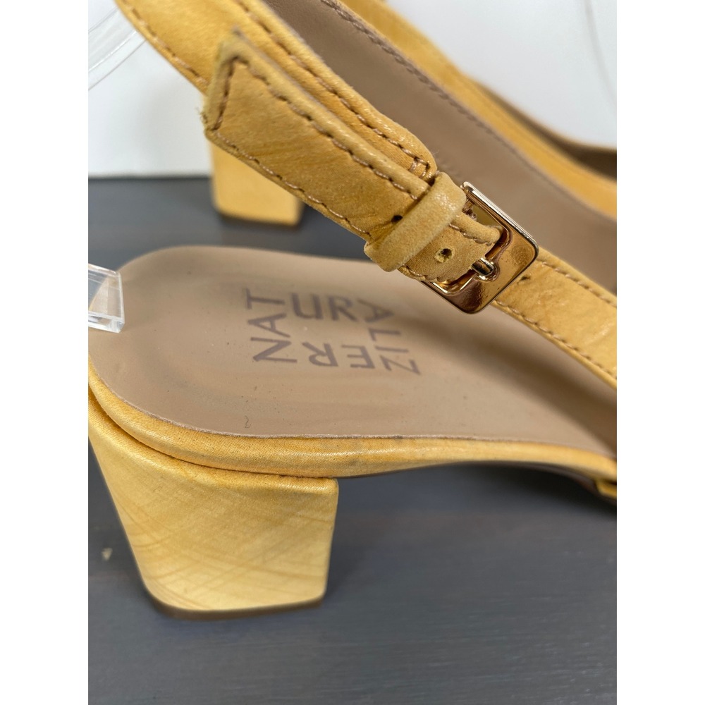 Naturalizer Keeley Slingback Block Heels Women Size 8W Yellow Leather Square Toe - Picture 11 of 11